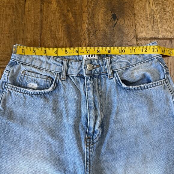 BDG Jeans Womens Sz 28 Crop Kick Flare Distressed Raw Hem High Rise Denim - Picture 3 of 8